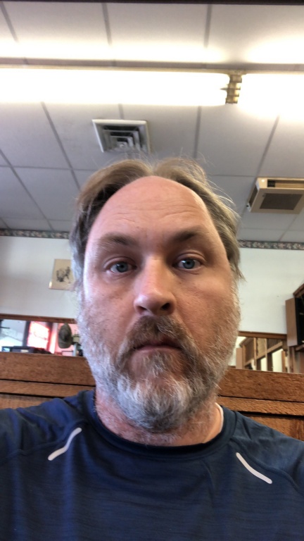 EV17TD6DJR0LFY9G8GUVCo.JPG