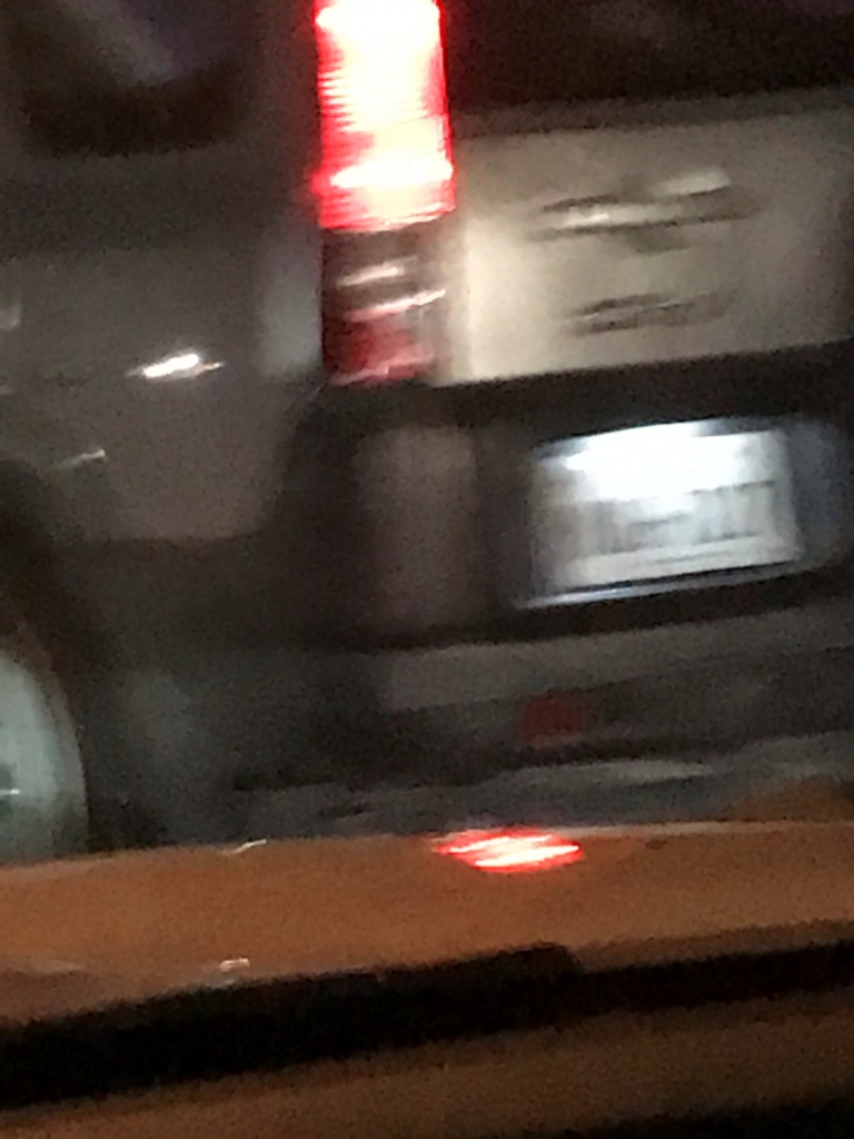 YS481VAFCSR3AH03SM0NIo.JPG